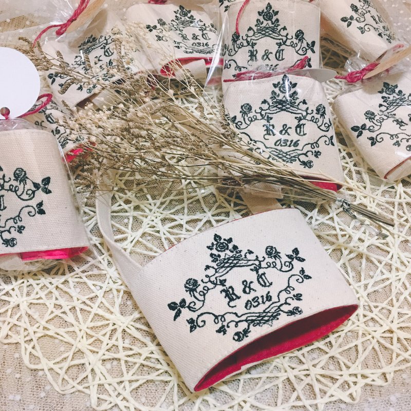 【TiNa】婚礼小物/结婚小物/生日礼物/情人节礼物-刺绣定制杯套 - 随行杯提袋/水壶袋 - 棉．麻 白色