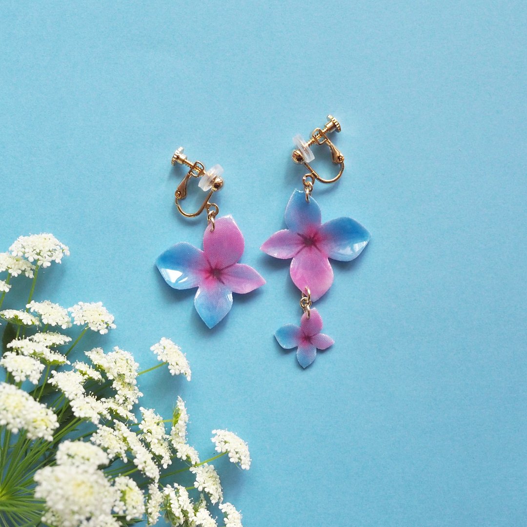 Hydrangea scented ears (sky blue x purple asymmetry) - 耳环/耳夹 - 棉 紫色