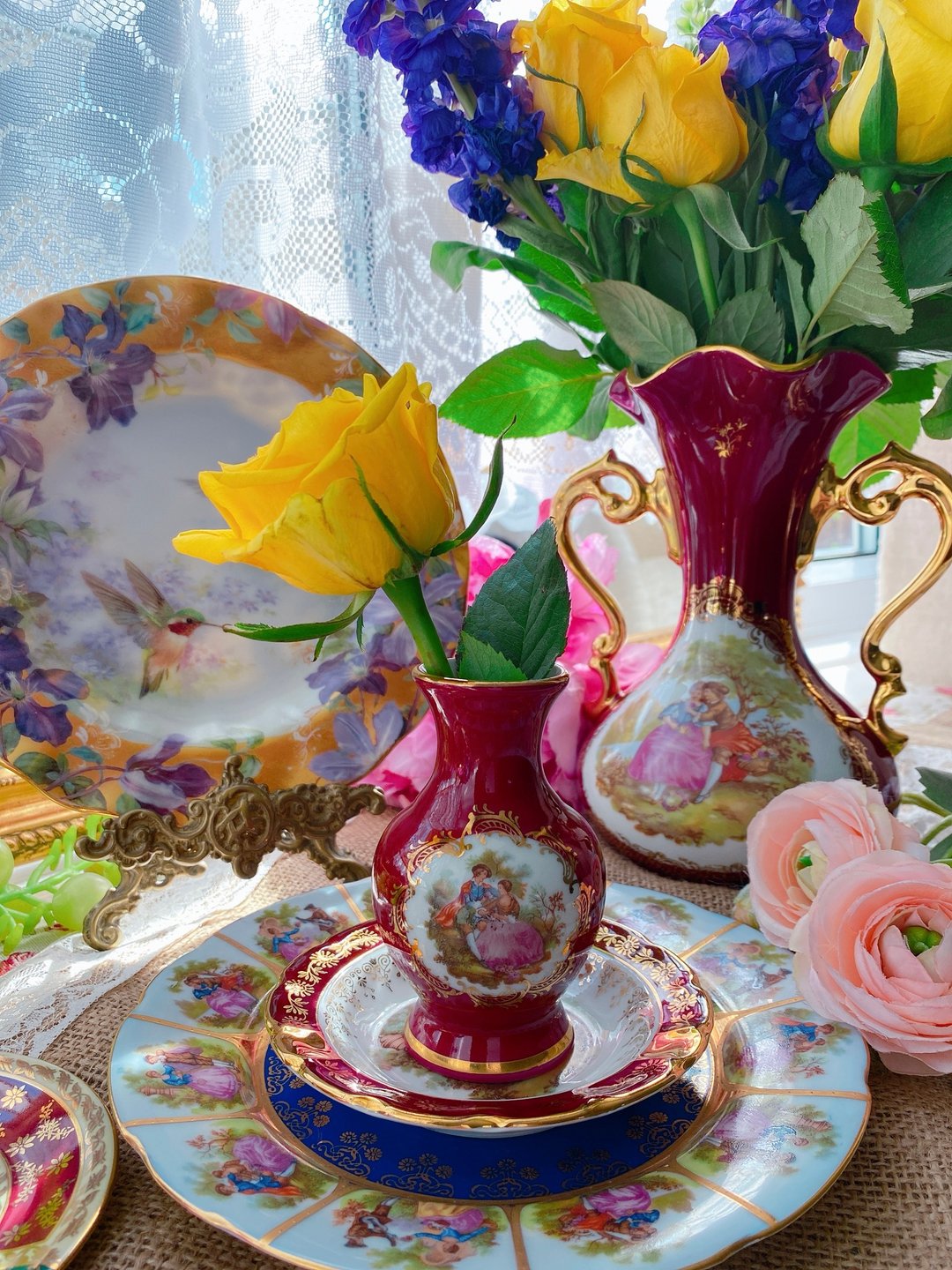 法国名瓷利摩日Limoges 手绘22k金谈情说爱圆型小尺寸花瓶库存品 - 花瓶/陶器 - 瓷 红色
