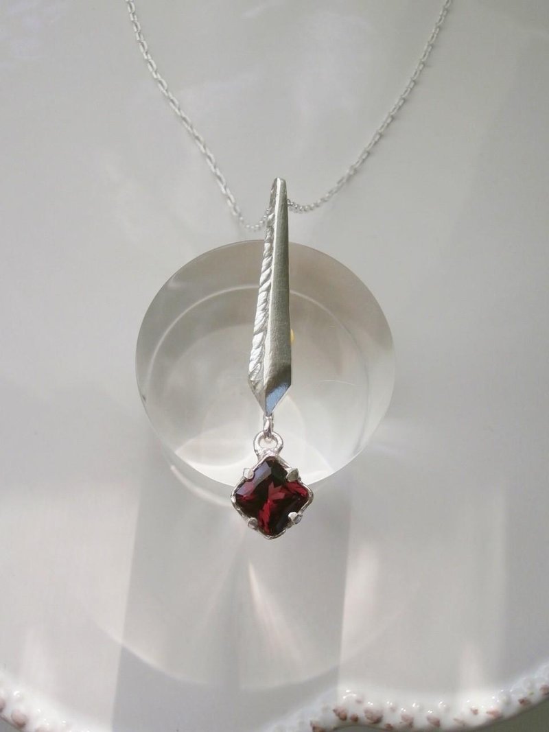 Rein Rock Necklace - 项链 - 其他金属 