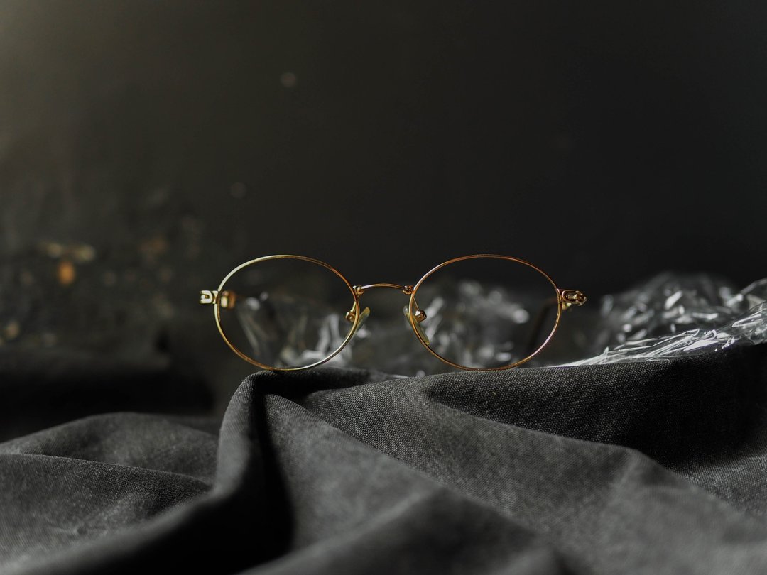 金黄椭圆别针式线条镜脚金属镜框 古董眼镜 Japan/glasses - 眼镜/眼镜框 - 贵金属 金色