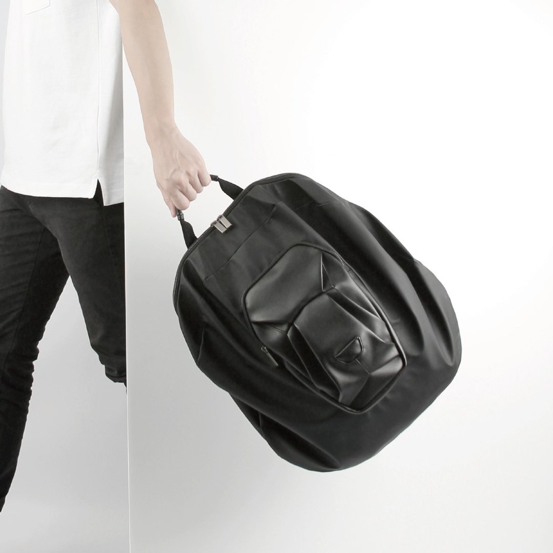 Black lion backpack - 后背包/双肩包 - 其他人造纤维 黑色