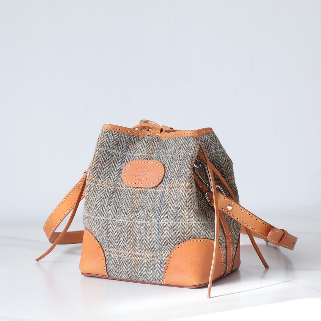 【羊毛拼皮医生包】Harris Tweed 暖到心坎秋冬女士包包水桶包 - 侧背包/斜挎包 - 真皮 橘色
