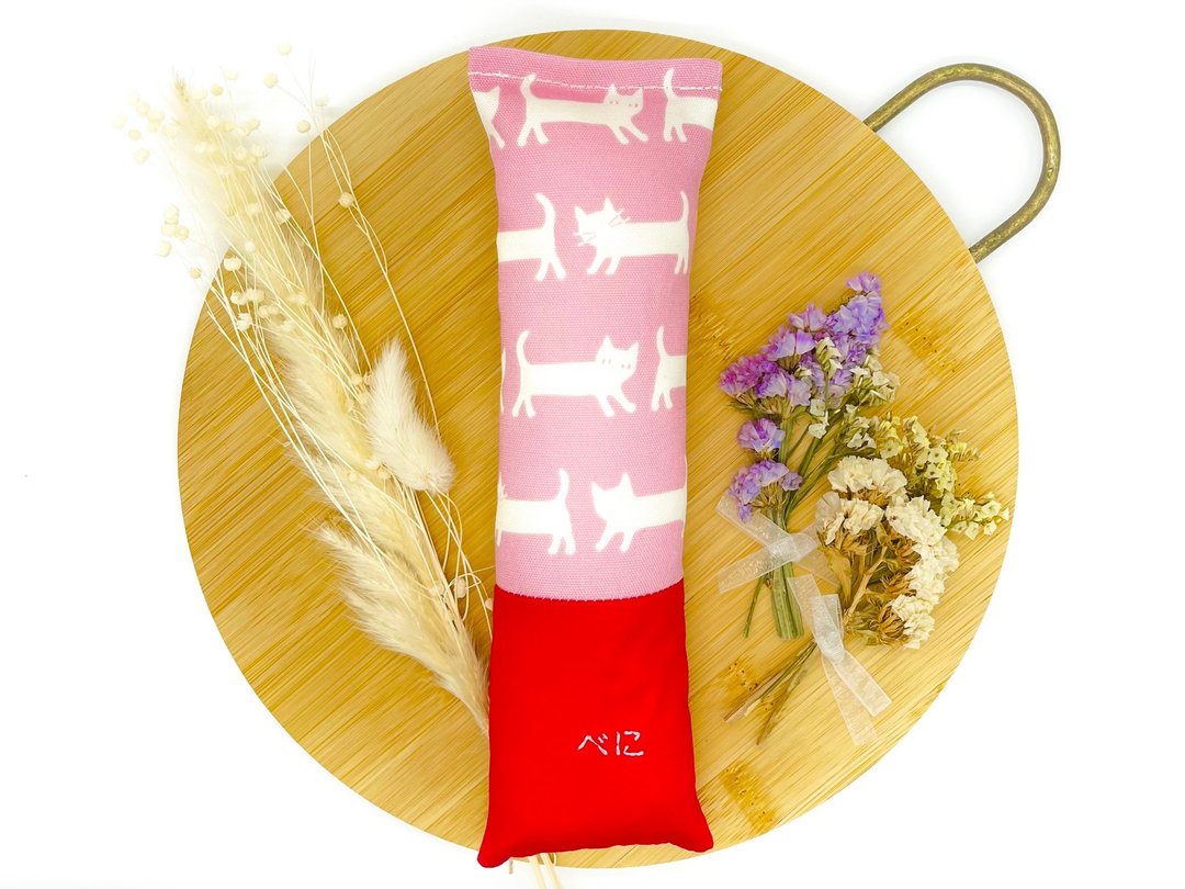 Handmade Catnip toy with embroidered cat's name | Made in Japan - 玩具 - 棉 粉红色