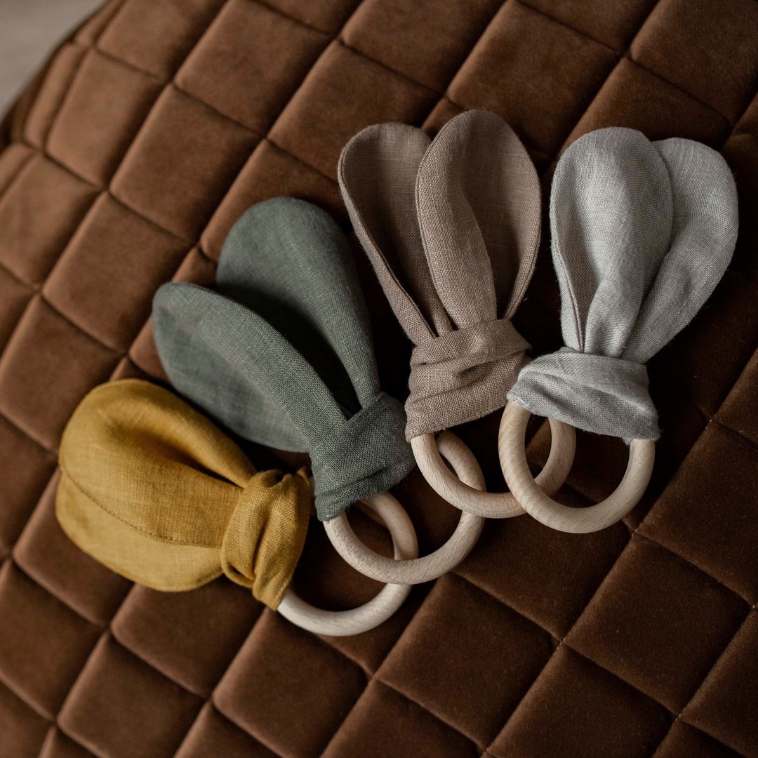 Wooden teething ring - linen bunny ears - 玩具/玩偶 - 亚麻 咖啡色