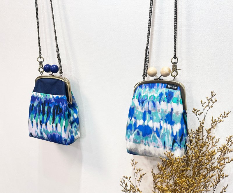 水蓝泼墨 豆豆口金包 手拿包 手机包 肩背包 随身包 - 侧背包/斜挎包 - 聚酯纤维 蓝色