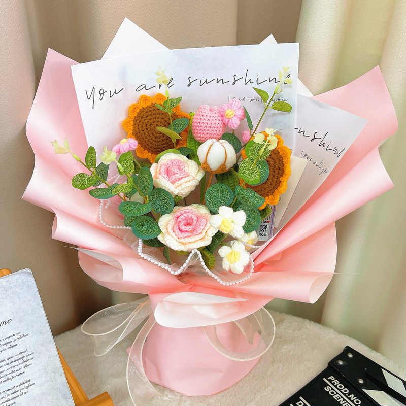 定制化礼物  情人节礼盒  手作钩织花之交响曲粉色系永生花束 - 干燥花/捧花 - 棉．麻 