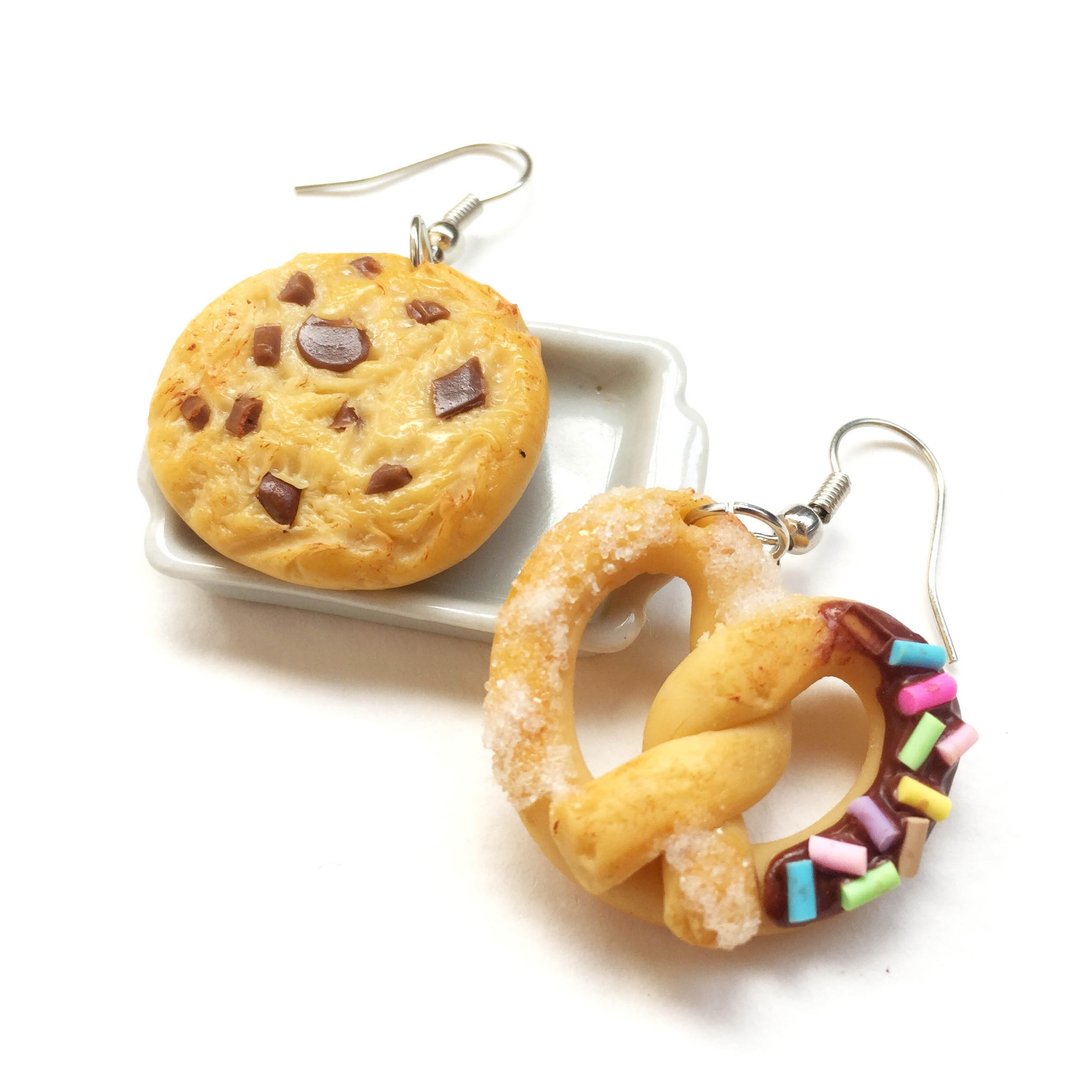 cookie + Chocolate bread earring - 耳环/耳夹 - 粘土 咖啡色