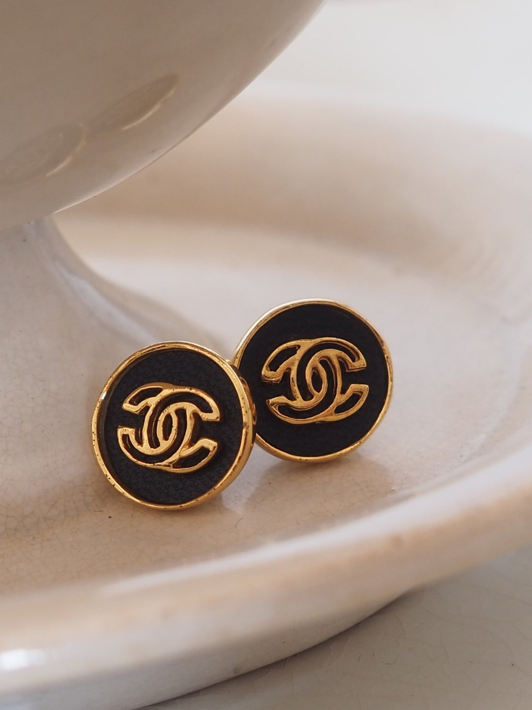 CHANEL 香奈儿 COCO 皮革 耳环 金色 黑色 古董级 - 耳环/耳夹 - 其他金属 金色