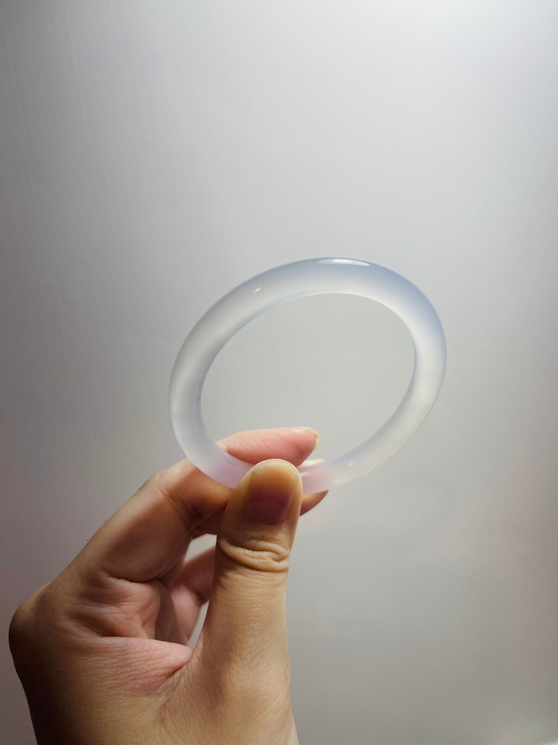 兔宝顽石//马达加斯加 婚纱白玉髓 - 手链/手环 - 玉石 