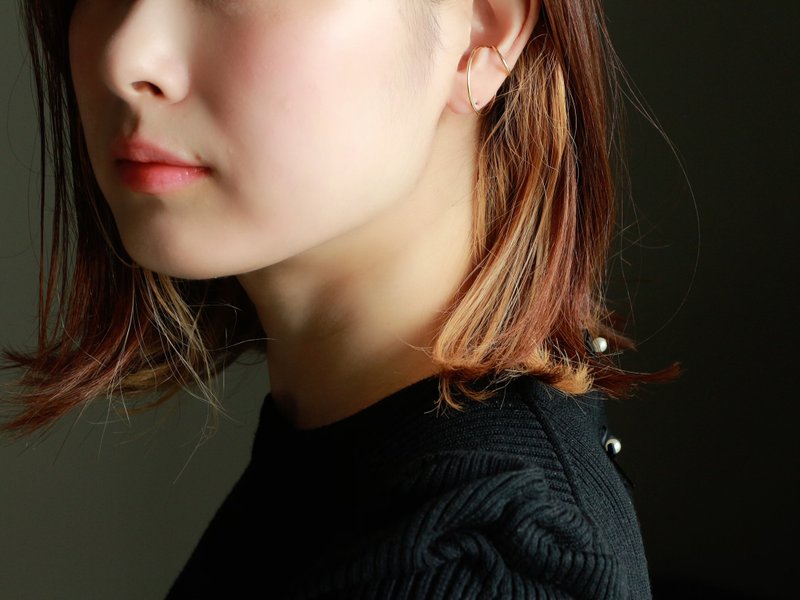 14kgf- W ring ear cuff - 耳环/耳夹 - 其他金属 金色