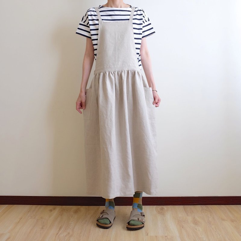 日常手作服 心里住着小女孩  亚麻自然色绑带工作围裙 亚麻 - 洋装/连衣裙 - 棉 卡其色