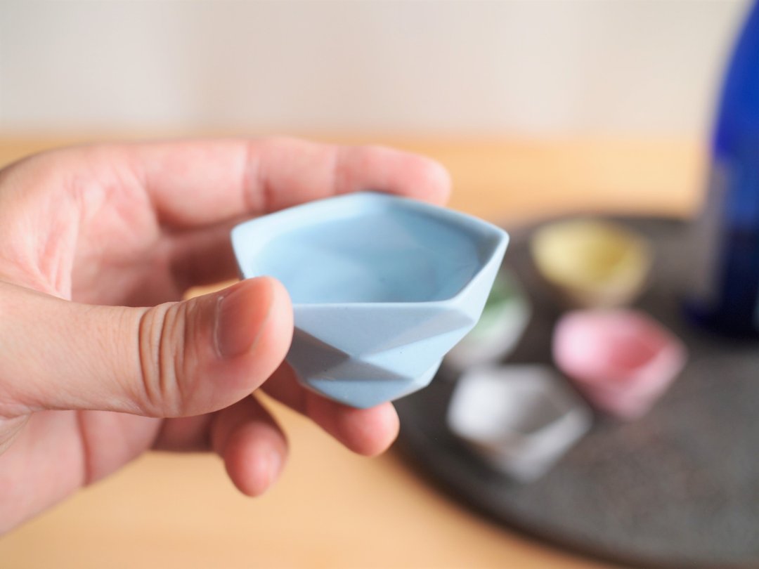 origami sakecup calmblue - 酒杯/酒器 - 陶 蓝色