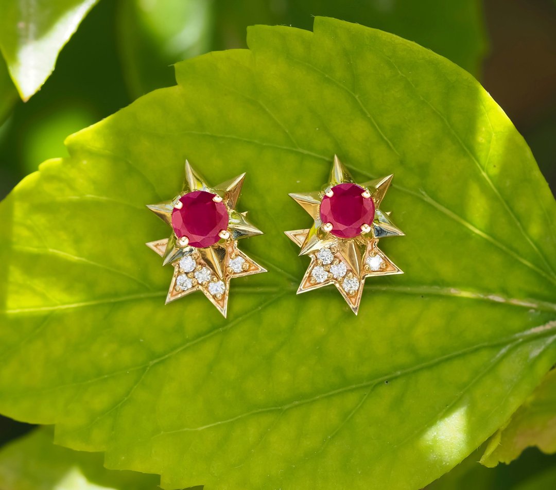 14k gold earrings studs with rubies and diamonds - 耳环/耳夹 - 贵金属 橘色