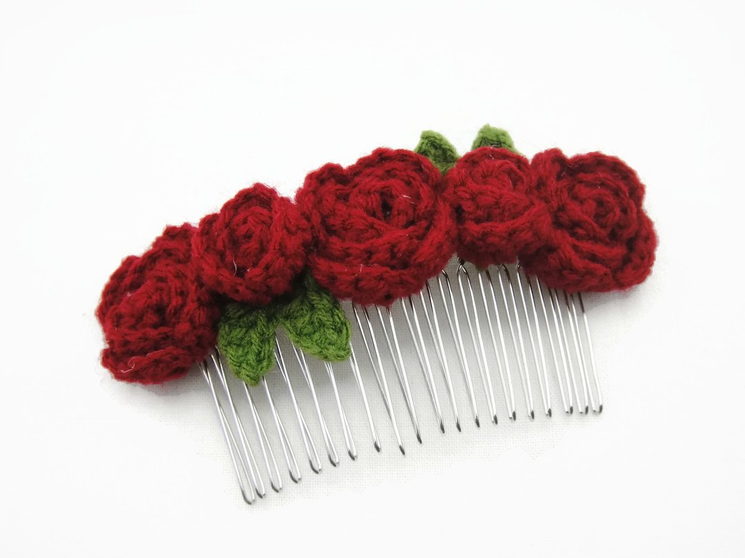 Crochet Roses Hair Comb Slides - Deep Red - 发饰 - 纸 红色