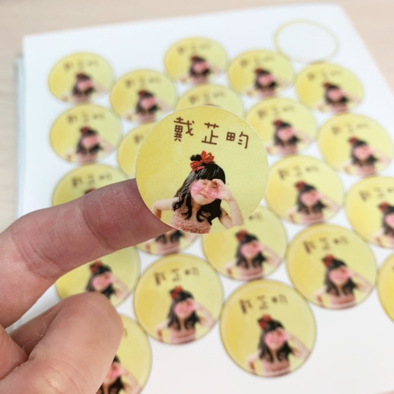 Hanju's羊毛儿。定制化 姓名贴纸 姓名贴 (方款、圆款) - 贴纸 - 纸 