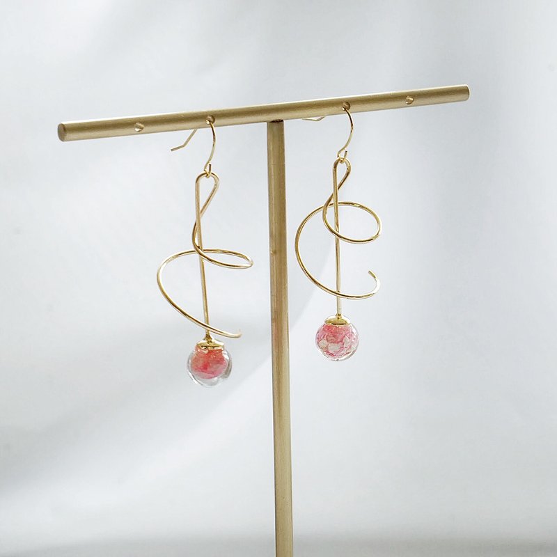 | In Bloom | 春季限定系列* 樱花耳环 (可改耳夹) - 耳环/耳夹 - 植物．花 粉红色