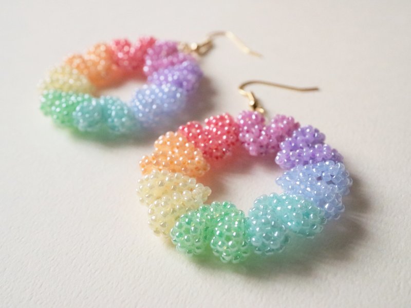 爱心圆饰耳环 粉彩色调 Rainbow 虹色 彩虹色 多彩 圆圈 轮状 色相环 - 耳环/耳夹 - 玻璃 多色