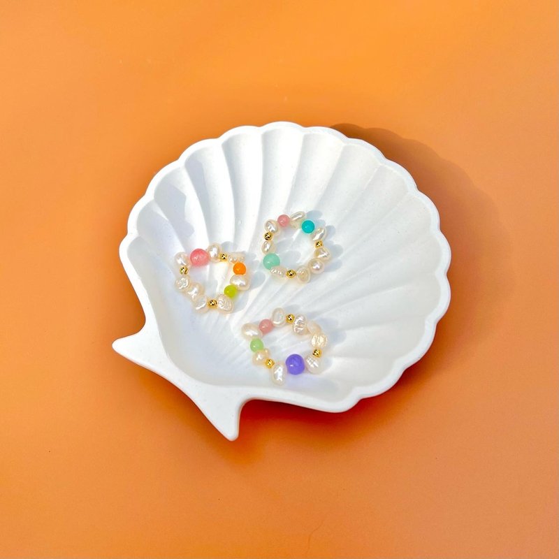 Hakuna Matata 戒指 手工彩色戒指 珍珠 - 戒指 - 珍珠 