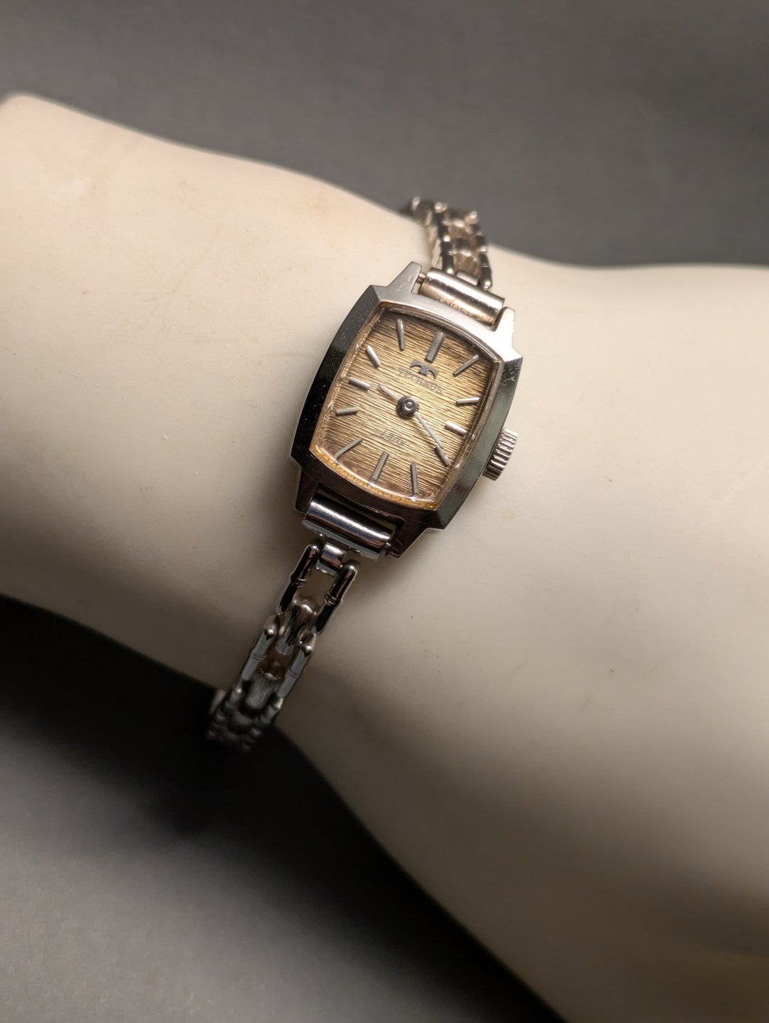 TECHNOS 女仕机械古董表 - 女表 - 其他金属 银色
