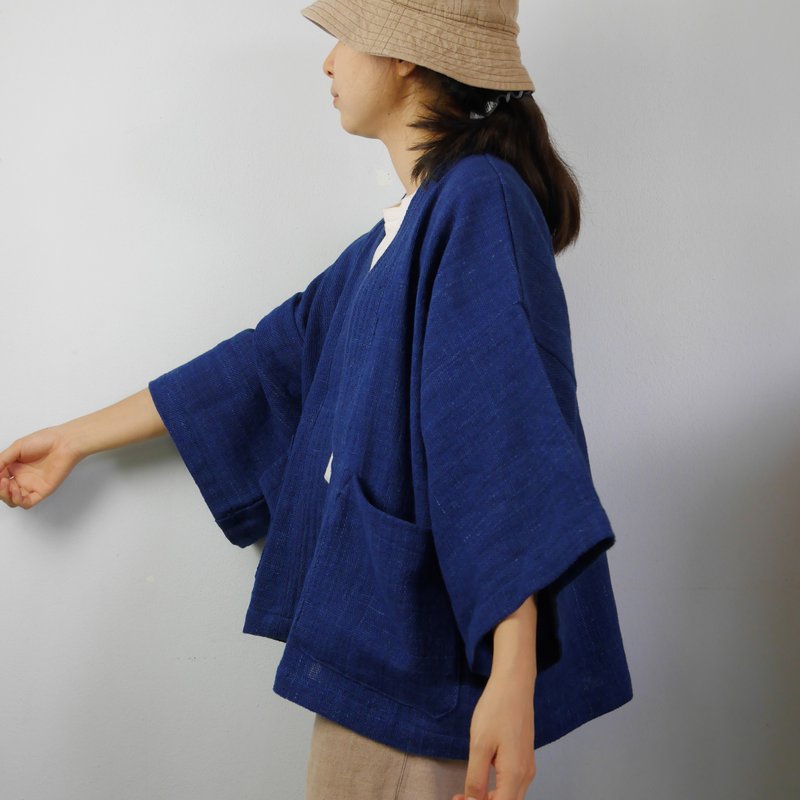 Handwoven cotton  short Kimono... (Blue) - 女装休闲/机能外套 - 棉．麻 蓝色