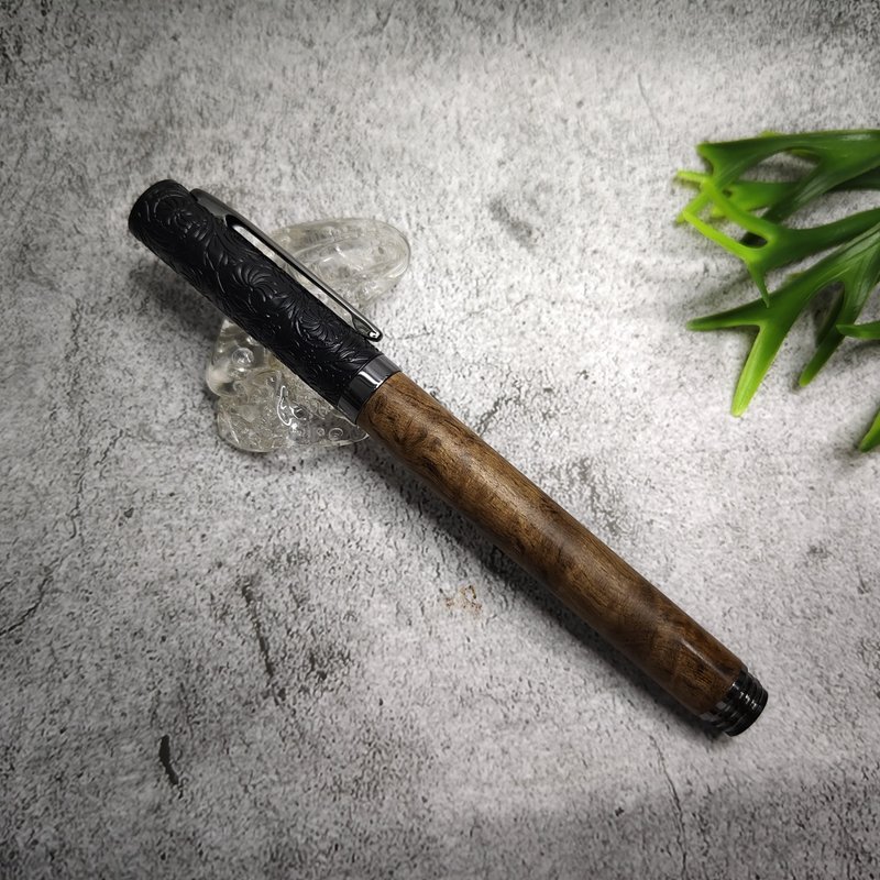 黄金樟木 原木 手工笔 钢珠笔( 浮雕花款) - 钢笔 - 木头 