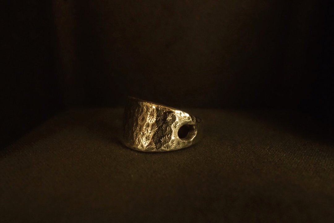ShouZhuo handmade---蚀 (纯银戒指) - 戒指 - 纯银 银色