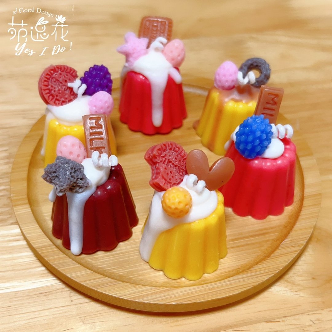 缤纷可丽露香氛蜡烛 - 蜡烛/烛台 - 蜡 多色