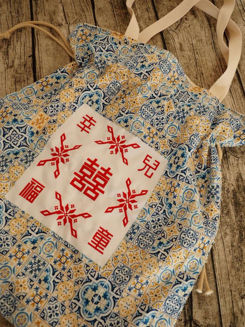 英国制作 怀旧幸福儿童背带改制 粉蓝彩瓷 手挽侧背索绳袋 - 侧背包/斜挎包 - 棉．麻 蓝色