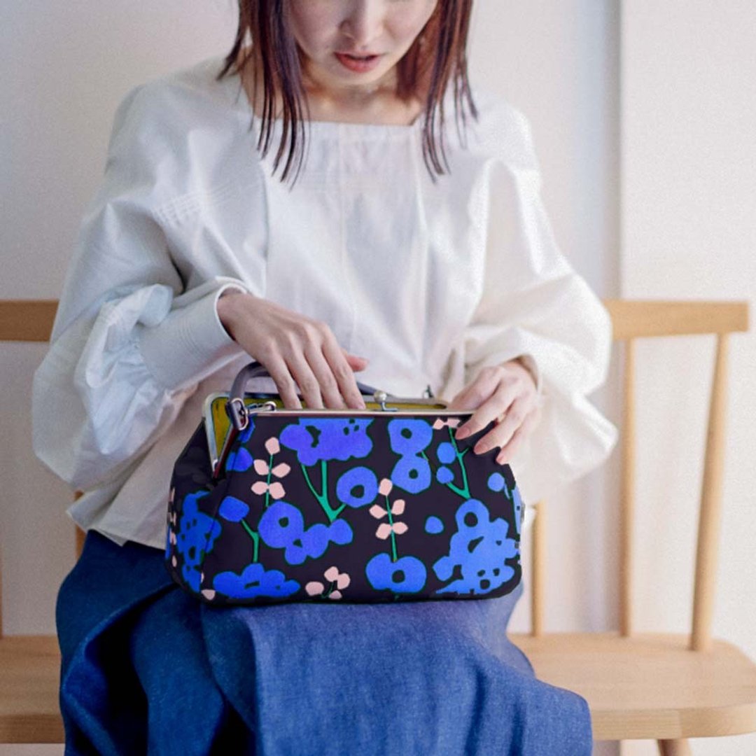 手捺染 横长口金包 花咲かり 手提包 Frame Bag 附可调式合成皮背带・牛皮提把 日本制 - 手提包/手提袋 - 棉 绿色