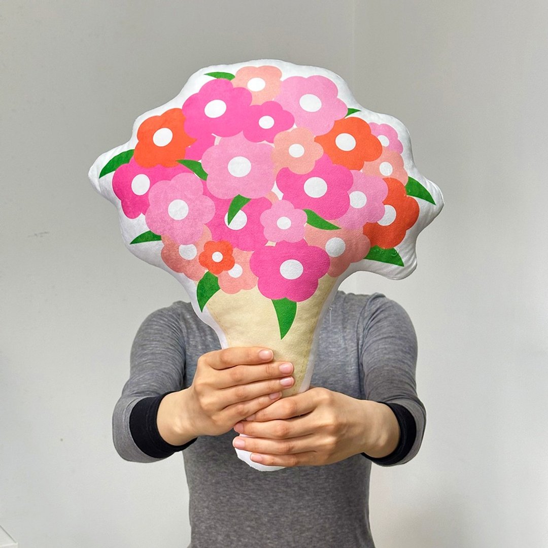 母亲节花束 仿真鲜花抱枕 不会凋谢的花束 - 枕头/抱枕 - 其他材质 多色