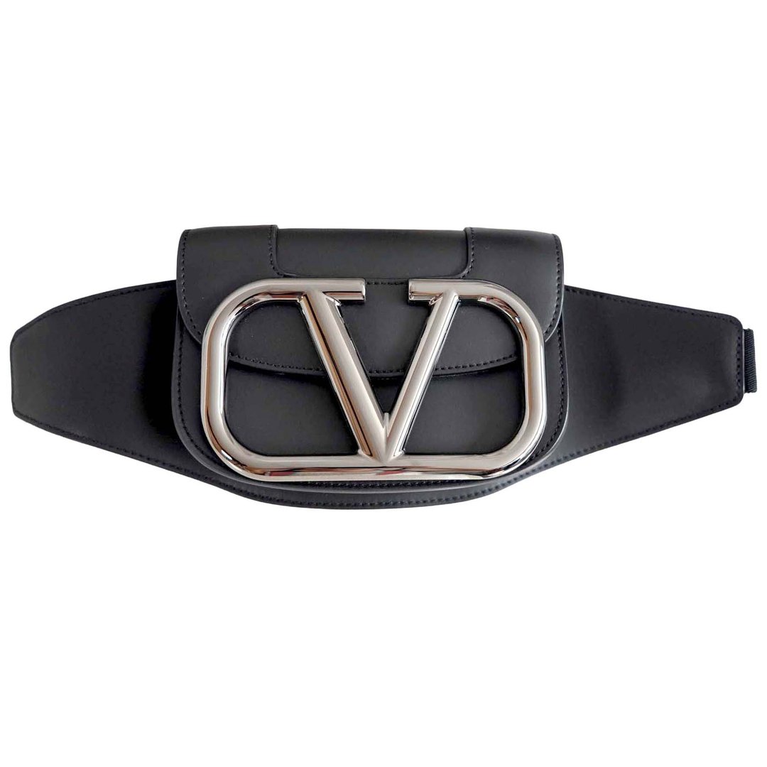 VALENTINO GARAVANI Sac Banane en Cuir Noir avec Logo Oversiz - 侧背包/斜挎包 - 真皮 黑色