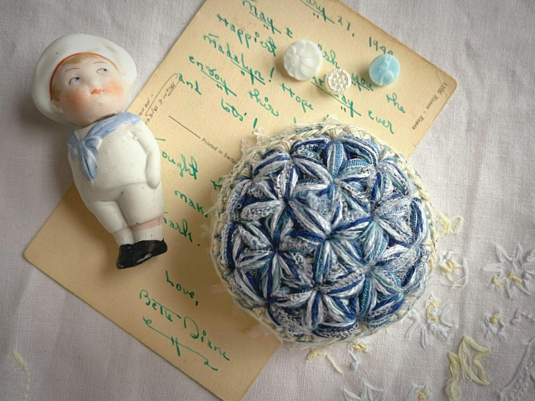 Knitting 生命之花置物篮 - 冬日的湖水 - 收纳用品 - 棉 蓝色