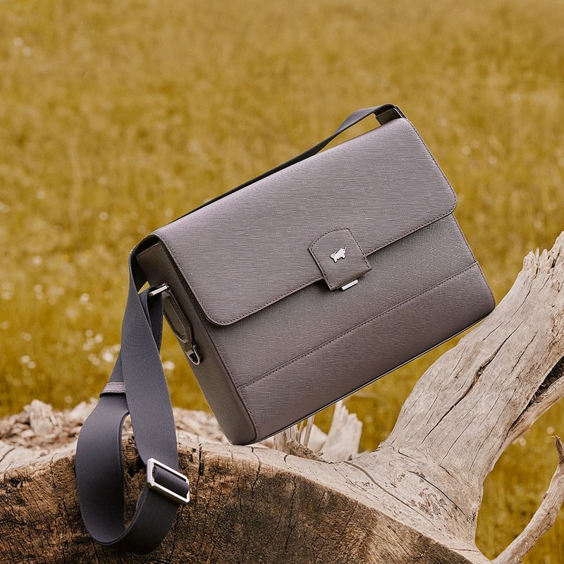 【免费升级送礼包装】巴雷特 横式斜背包-咖啡色/ BF546-61-GCO - 侧背包/斜挎包 - 真皮 咖啡色