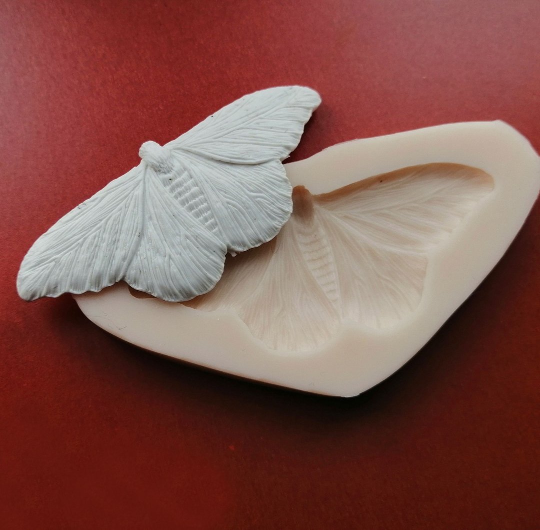 Butterfly, moth mold. Silicone molds for polymer clay, epoxy resin. - 金工/饰品 - 硅胶 卡其色
