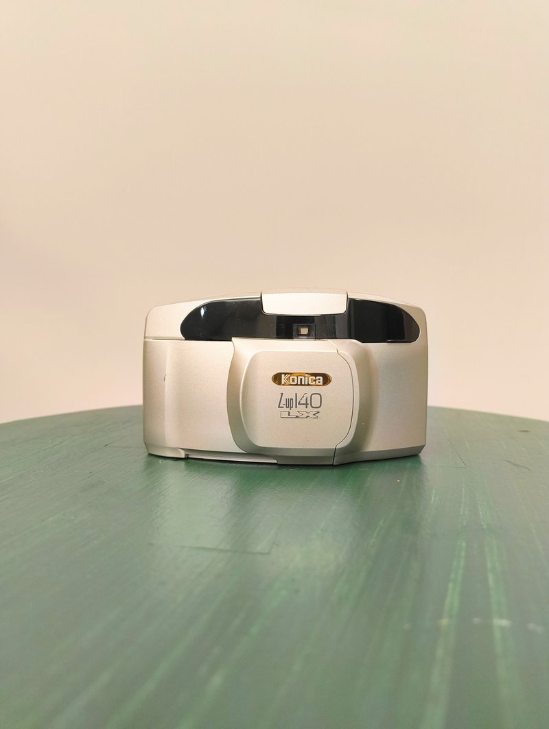 【135底片相机】七成新 Konica Z Up 40 LX 傻瓜相机 底片相机 - 相机 - 塑料 金色