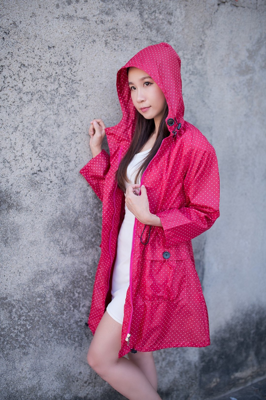 Unni魅力之心防水风衣 雨衣  raincoat  雨风衣 防风 防拨水 遮曬 - 女装休闲/机能外套 - 防水材质 红色