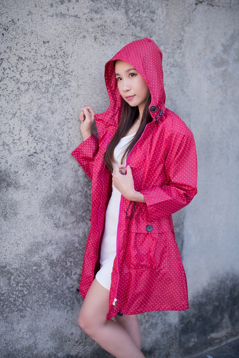 Unni魅力之心防水风衣 雨衣  raincoat  雨风衣 防风 防拨水 遮曬 - 女装休闲/机能外套 - 防水材质 红色