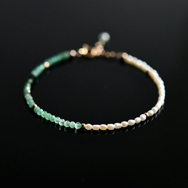 幸せを運んでくれるパールと叡智を象徴するエメラルドのブレスレット 5月/6月誕生石 - 手链/手环 - 其他金属 绿色