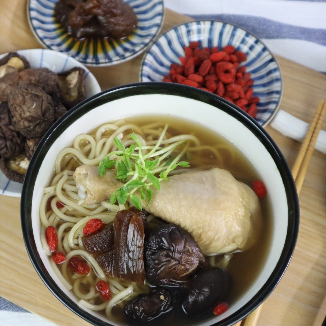 【新年赏 礼到福气到】御藏-香菇鸡煨面3入 - 料理包 - 新鲜食材 