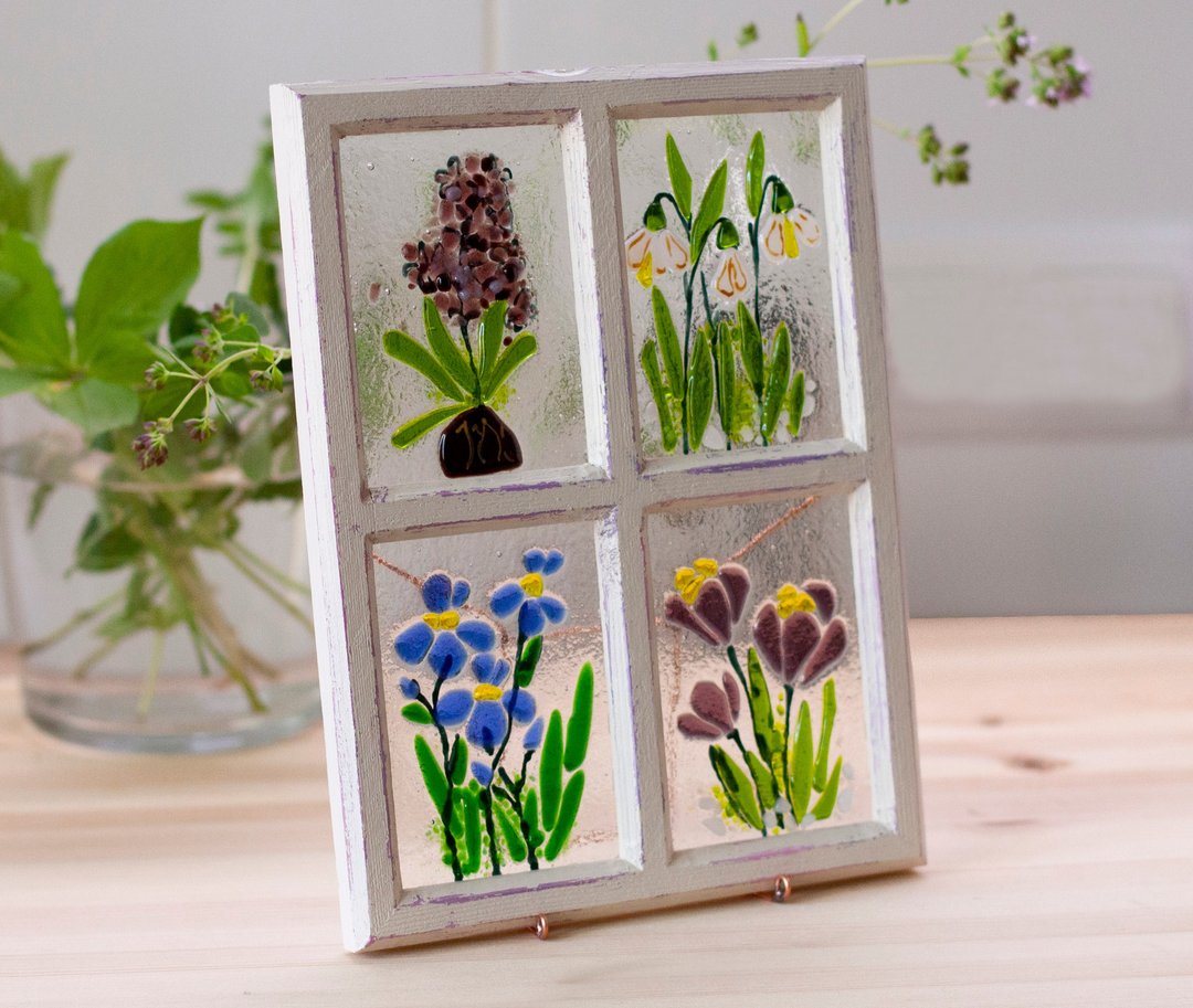 Window to the garden. Glass fusion/glass flowers. Window decor. The Suncatcher - 摆饰 - 玻璃 绿色