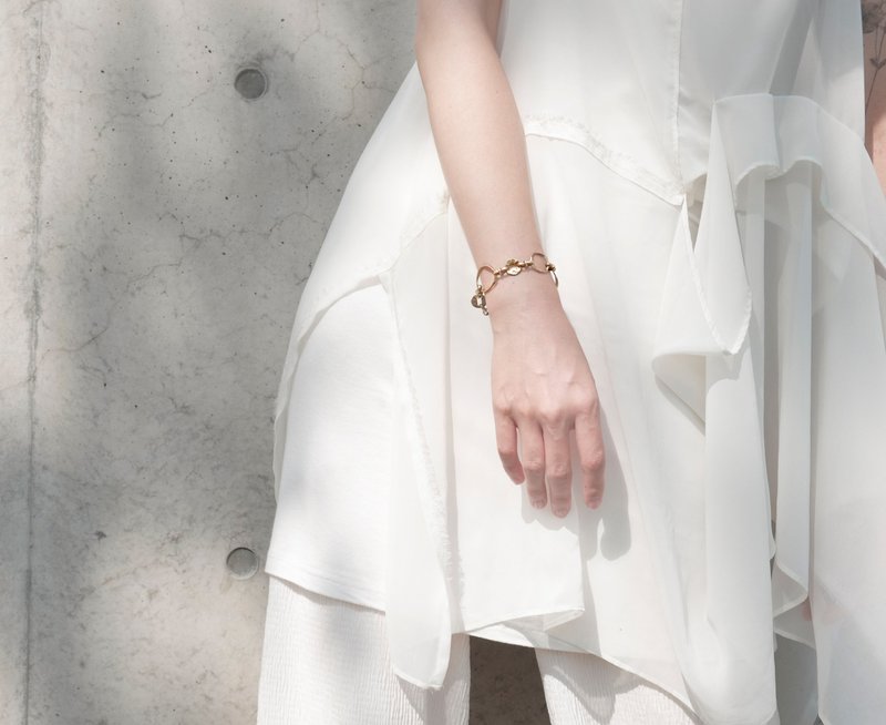 圆氐  北欧女神 芙蕾雅Freya手链 - 手链/手环 - 铜/黄铜 金色