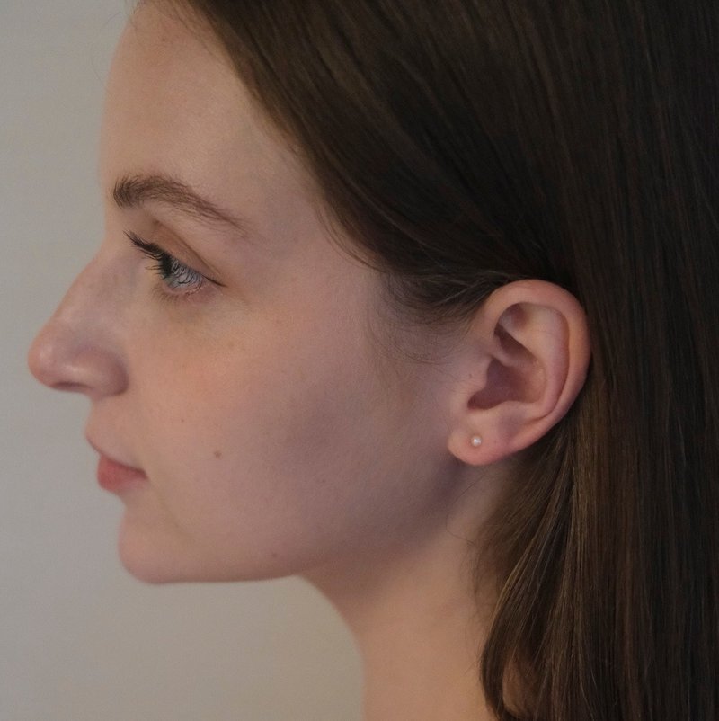 MAISON M So法珍珠耳环-粉橘色 Tiny - 耳环/耳夹 - 珍珠 银色