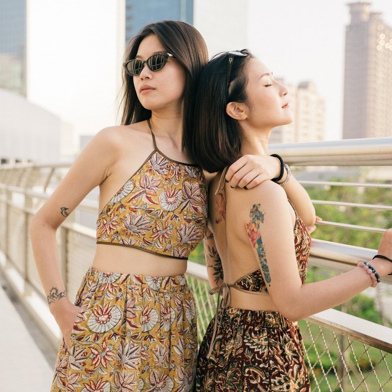 【手作设计·台湾制】印度盖染布/暮色沙丘肚兜 (仅上衣) - 女装背心 - 棉．麻 橘色