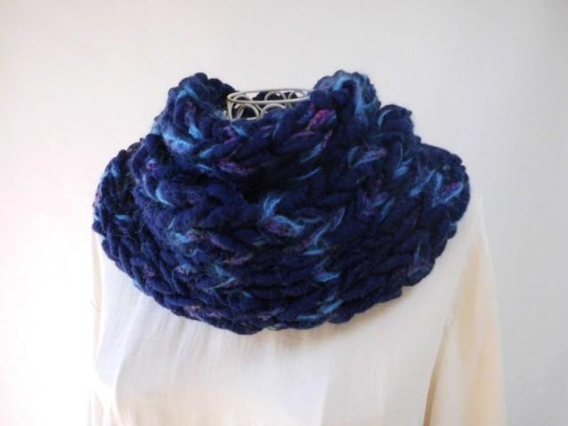 Fluffy · Snood _ Japanese navy blue - 围巾/披肩 - 羊毛 蓝色