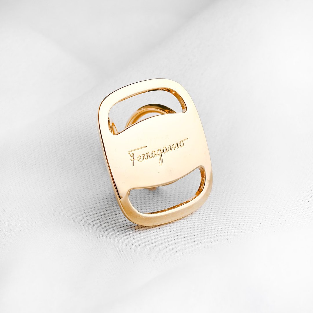 Ferragamo 古董丝巾扣环 / 古董饰品、古董精品、二手精品 - 其他 - 其他材质 金色