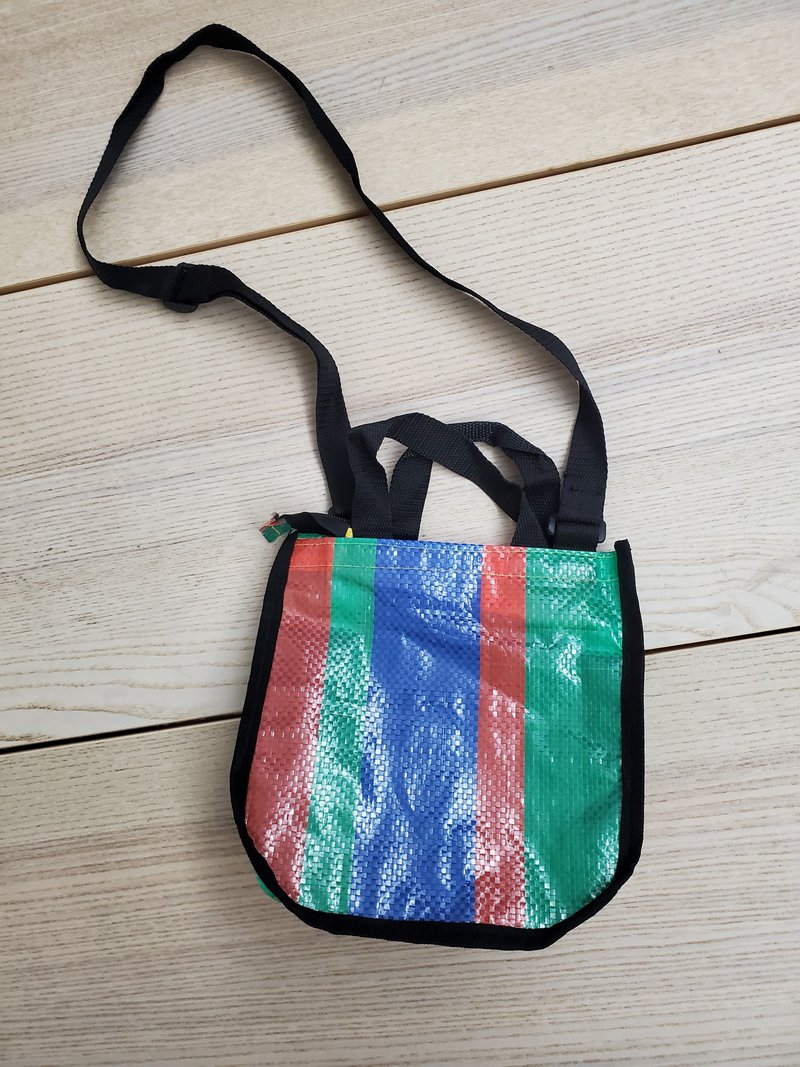 有礼貌穿搭 复古帆布  handmade 手提包 侧背包 - 手提包/手提袋 - 防水材质 多色