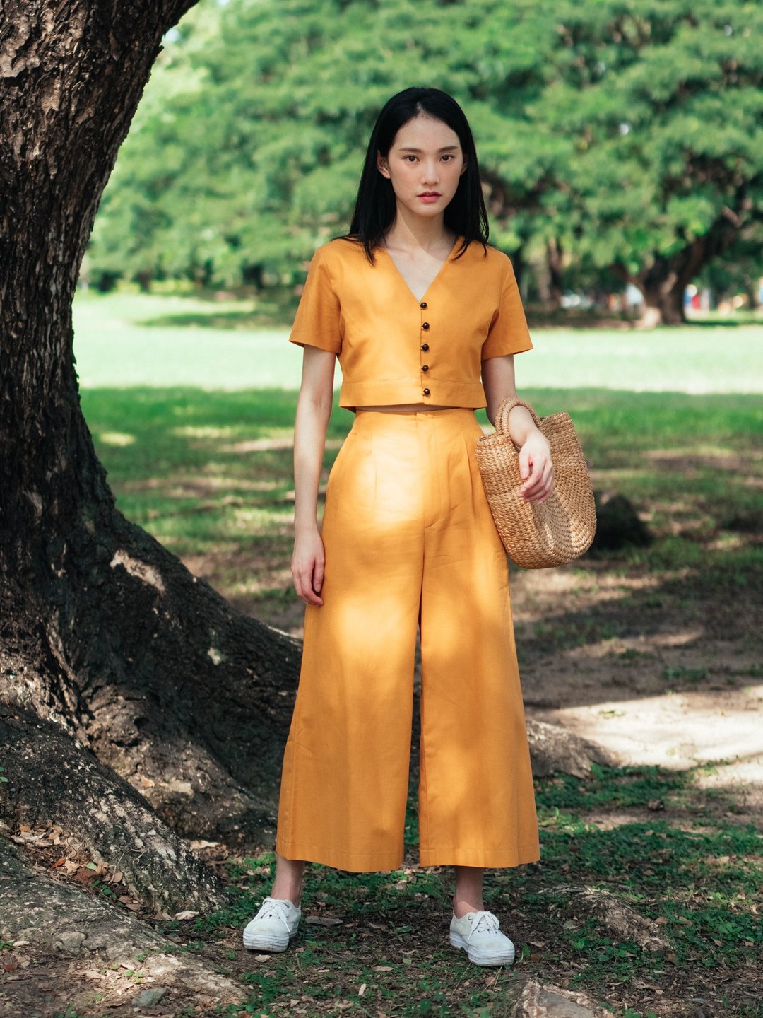 MUSTARD YELLOW WIDE CROP PANTS WITH BACK SMOCKING - 女装长裤 - 棉 黄色