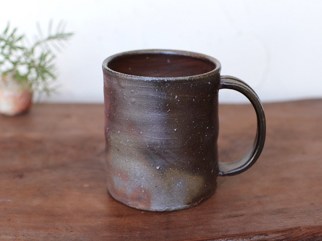 Bizen ware beer mug b5-068 - 咖啡杯/马克杯 - 陶 咖啡色
