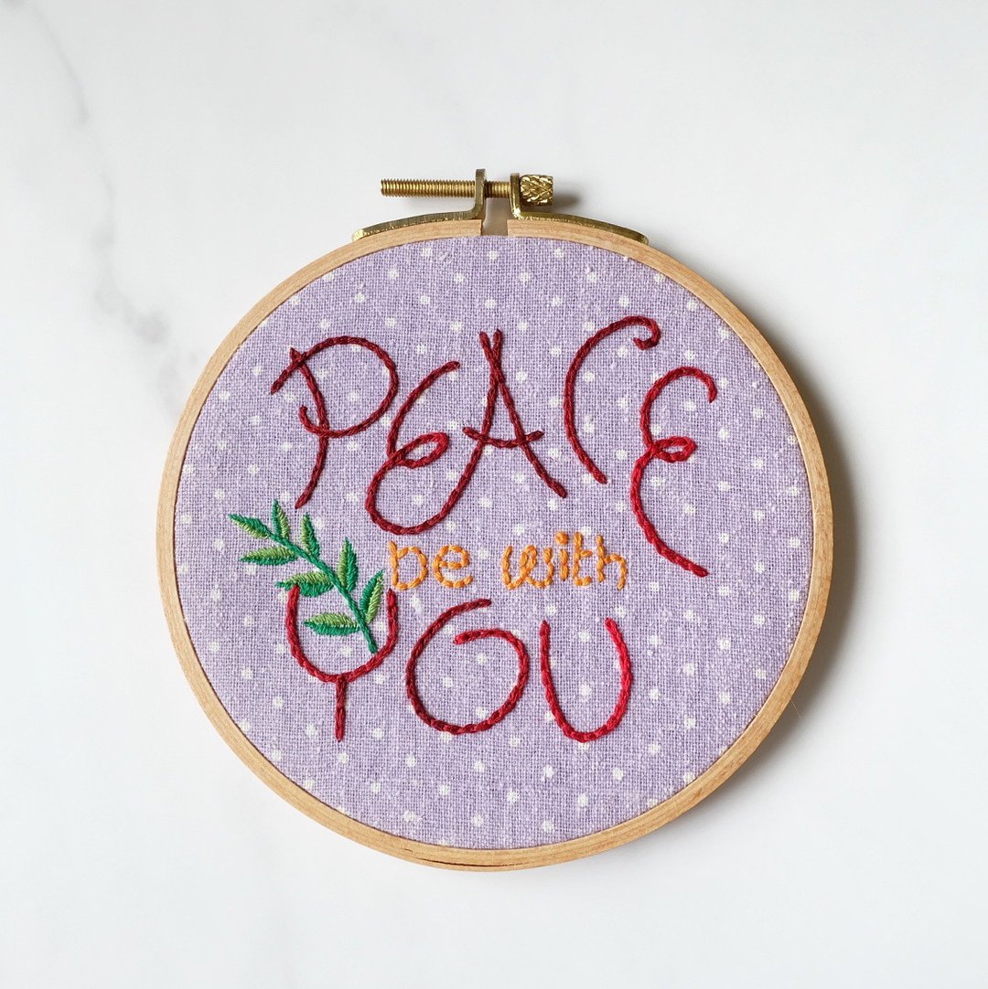 CaCa Crafts | 手工刺绣 Peace be with You 装饰 - 摆饰 - 绣线 紫色